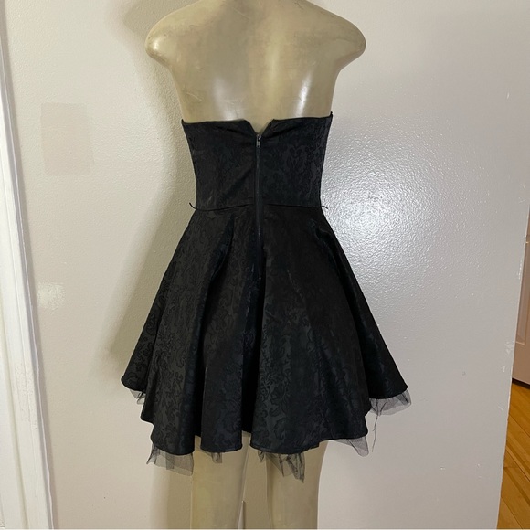 Forever21 black strapless dress junior’s size M - Picture 2 of 12